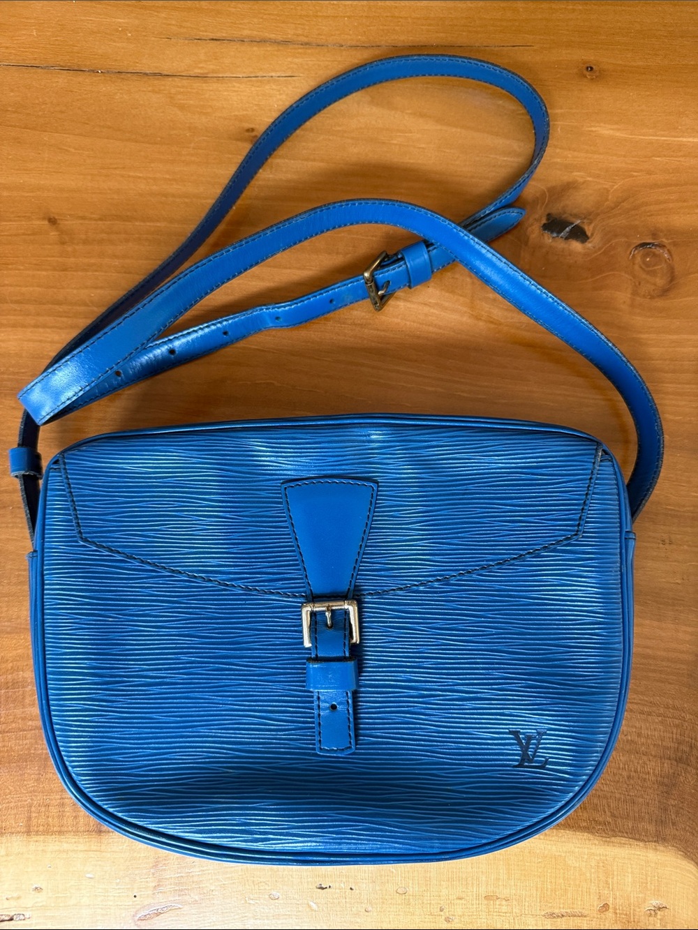 Louis Vuitton Electric Blue Epi Leather Crossbody Bag